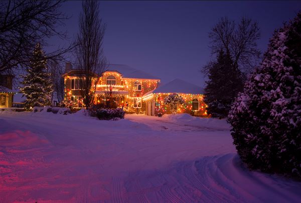 Winnipeg Homes at Christmas