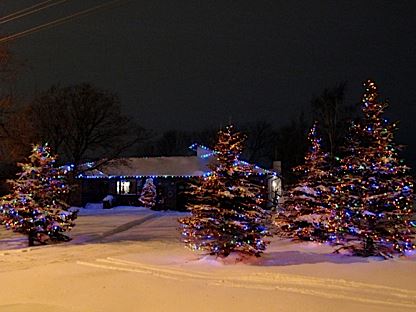 Winnipeg Homes at Christmas