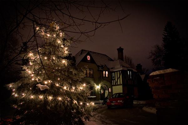 Winnipeg Homes at Christmas