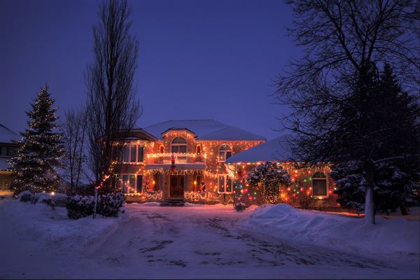 Winnipeg Homes at Christmas