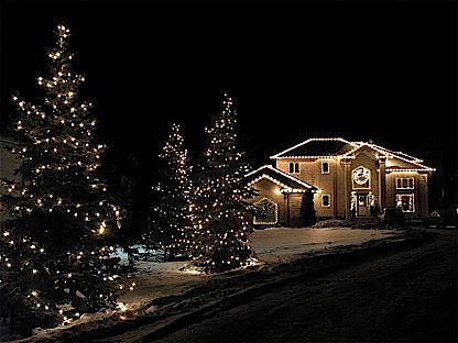 Winnipeg Homes at Christmas